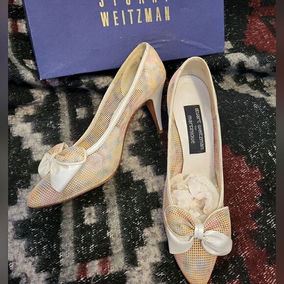 Vintage Stuart Weitzman Blythe Floral Lace Mesh Bow Pumps 9 - Picture 1 of 10